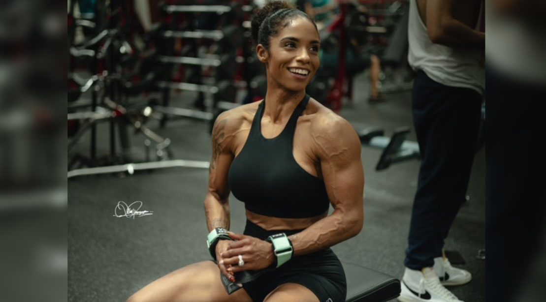 Mariséla Taylor working out in the gym